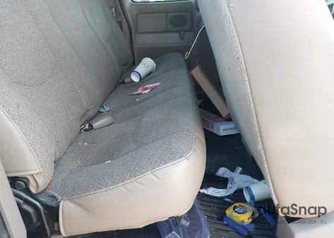 2005 GMC Sierra 1500 Work Truck из США, поврежденный, VIN 2GTEC19T851319965